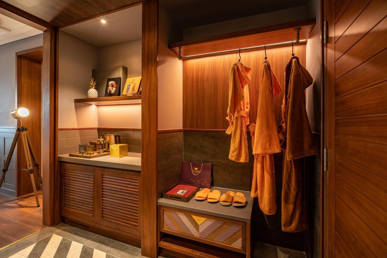 Fusion Original Saigon Centre Hotel Ho Chi Minh City Exterior photo A guest room at the hotel